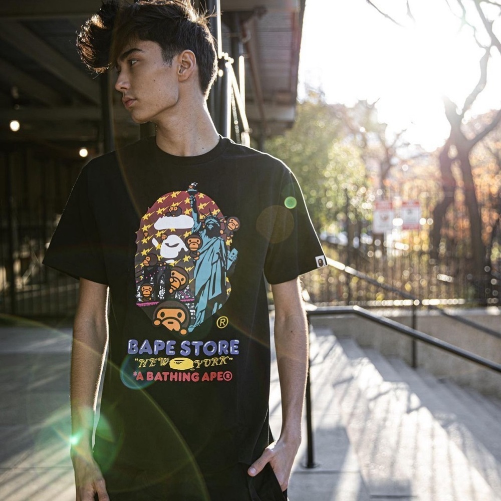 A BATHING APE Anniversary Collection
Graphic Print Crew Neck T-Shirt
Size: S